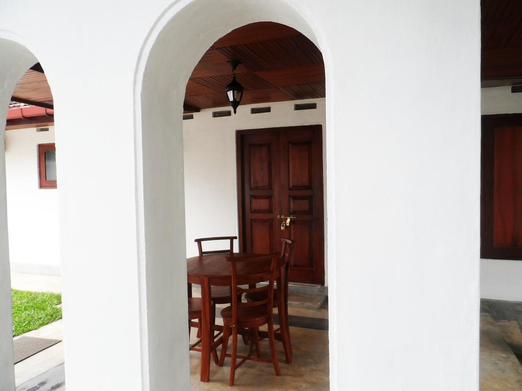 Summer Dew Villa Talpe Habitación foto