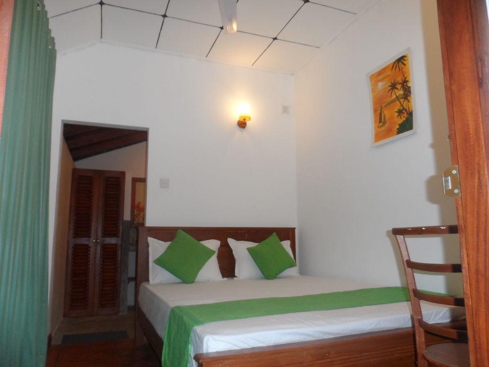 Summer Dew Villa Talpe Exterior foto